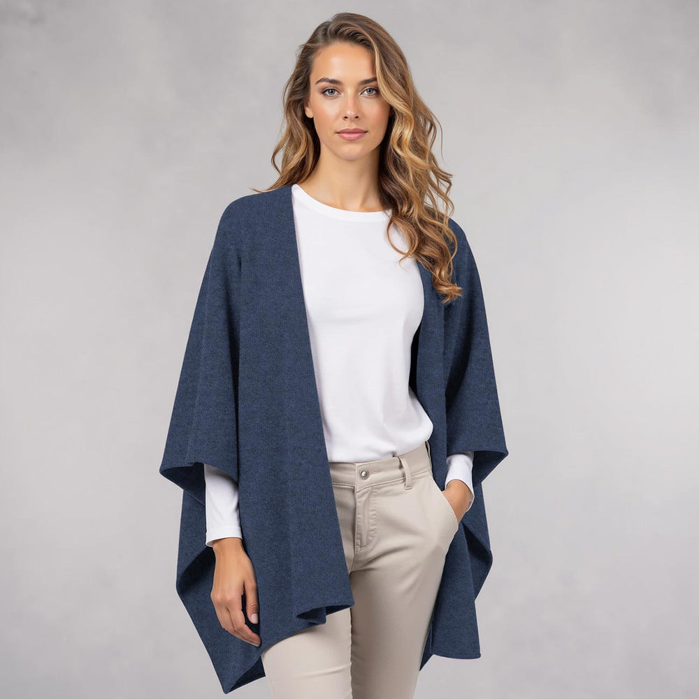 Giesswein | Merino Lambswool Cape | Korsikablau Giesswein | Merino Lambswool Cape | Korsikablau
