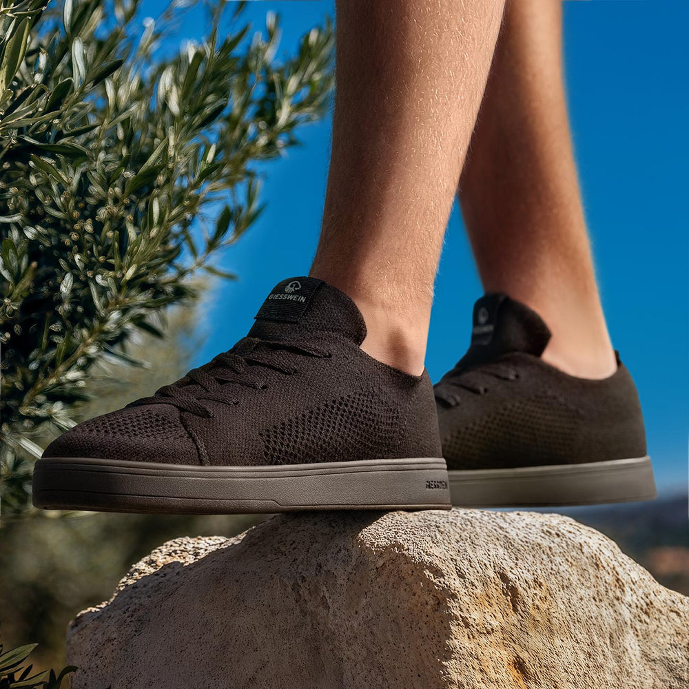 Giesswein | Wool Sneaker Herren - Federleichter Merino Sneaker | Solid Black Giesswein | Wool Sneaker Herren - Federleichter Merino Sneaker | Solid Black