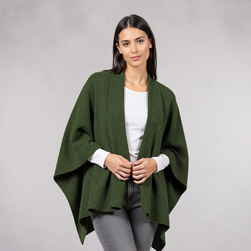 Giesswein | Merino Lambswool Cape | Lodengrün Giesswein | Merino Lambswool Cape | Lodengrün