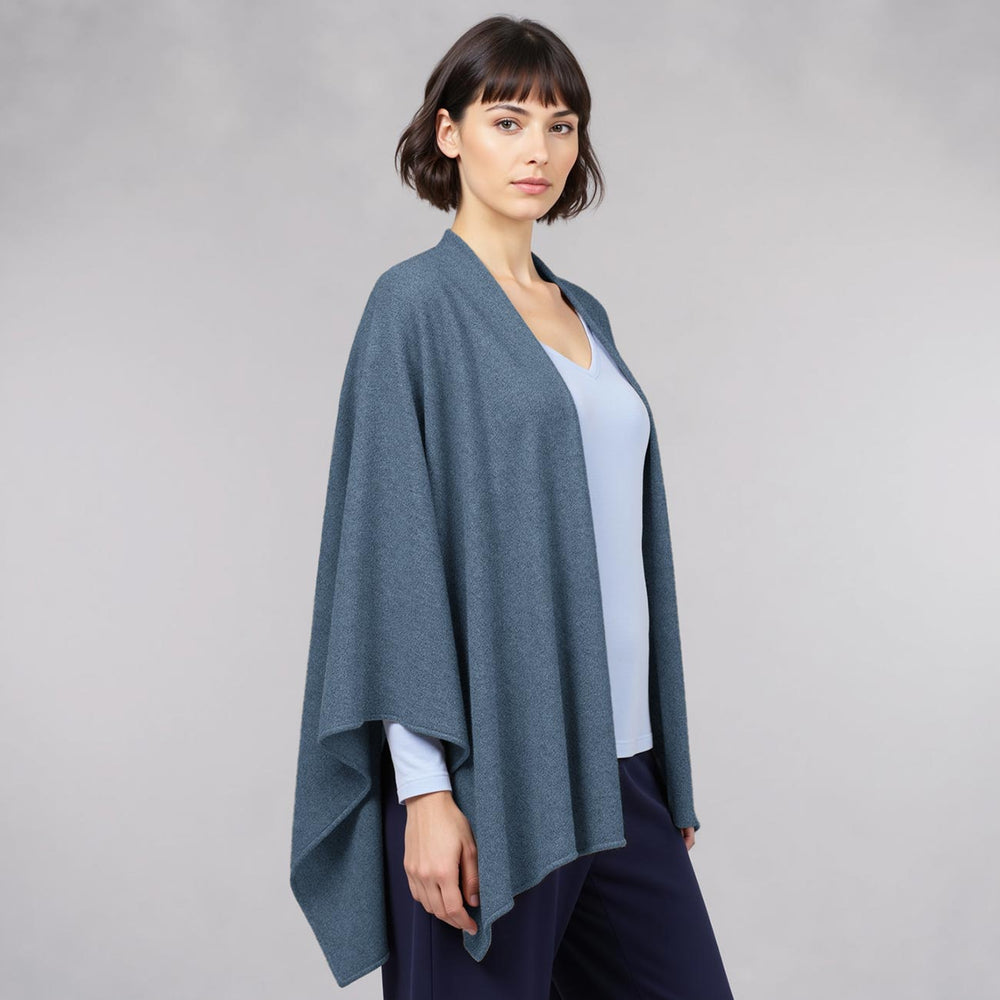 Giesswein | Merino Lambswool Cape | Denimblau Giesswein | Merino Lambswool Cape | Denimblau