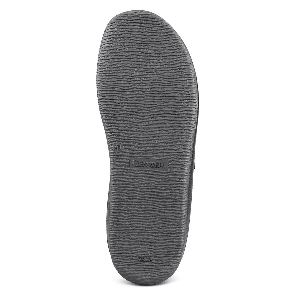 Giesswein | Manta | Schwarz Giesswein | Manta | Schwarz
