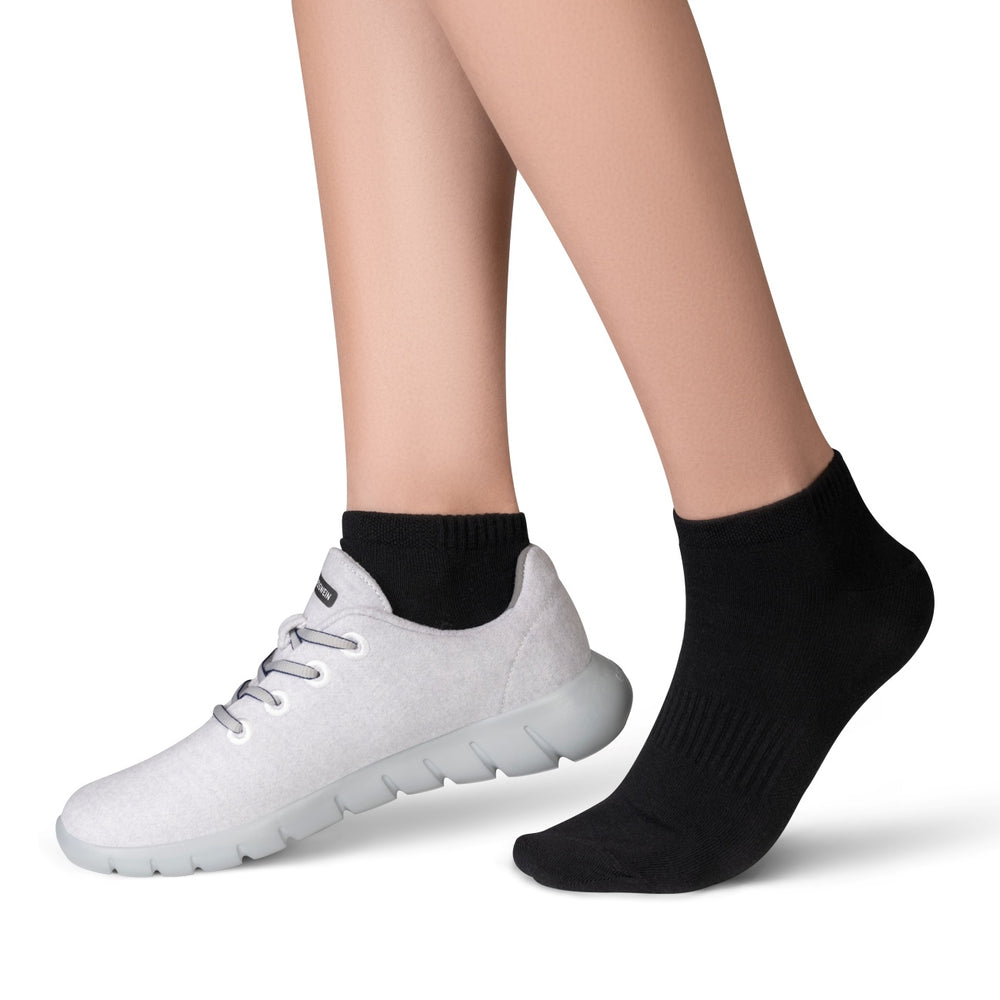 Giesswein | Sneaker Socken Bio-Baumwolle | Schwarz Giesswein | Sneaker Socken Bio-Baumwolle | Schwarz