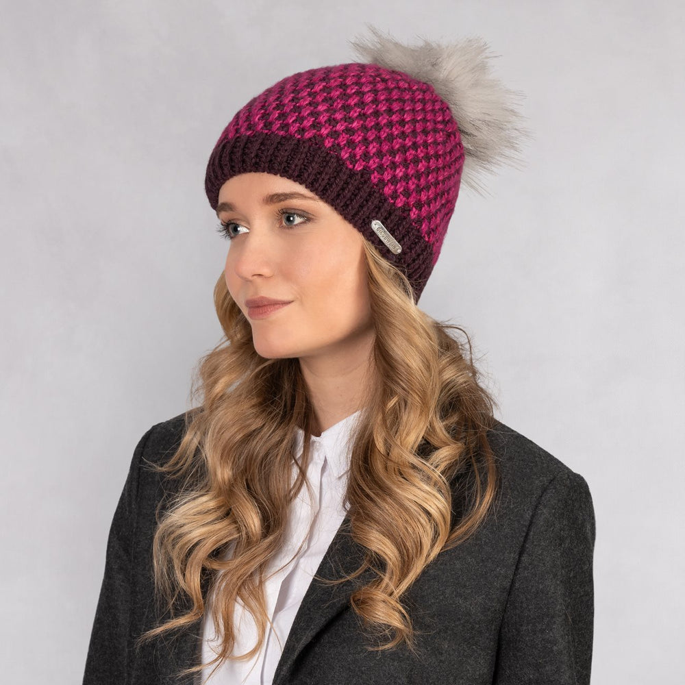 Giesswein | Beanie Brandstein | Traube Giesswein | Beanie Brandstein | Traube