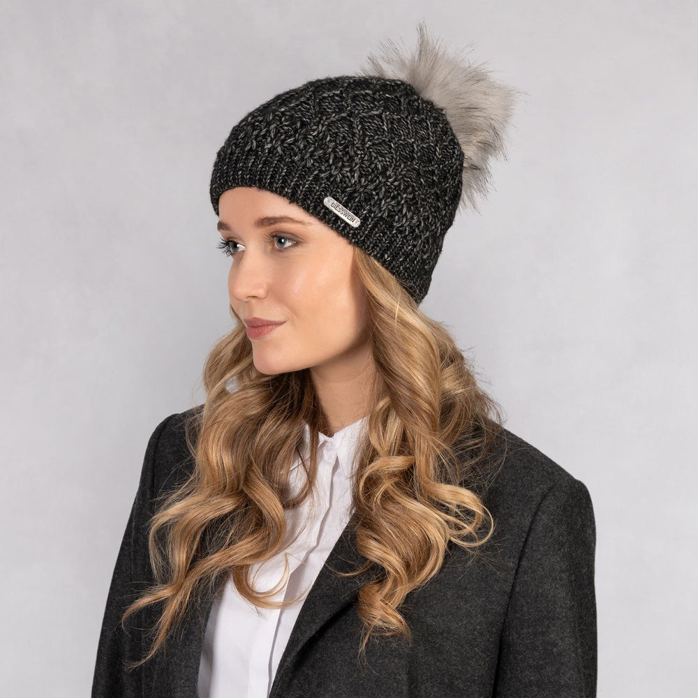 Giesswein | Beanie Bliggspitze | Schwarz Giesswein | Beanie Bliggspitze | Schwarz