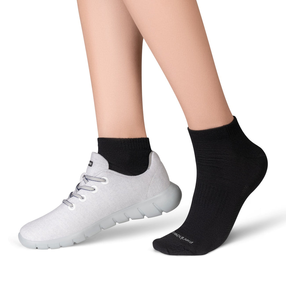Giesswein | Sneaker Socken Merino Wolle | Schwarz
